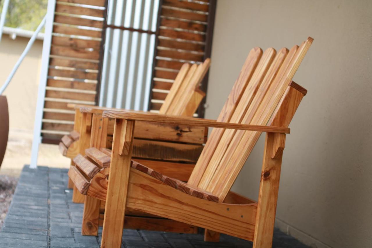 Maritz Country Lodge Keetmanshoop Buitenkant foto